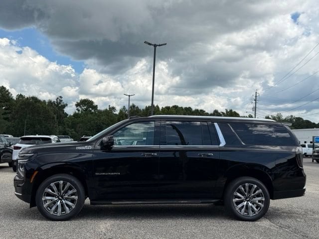 2026 Chevrolet Suburban High Country - Photo 7