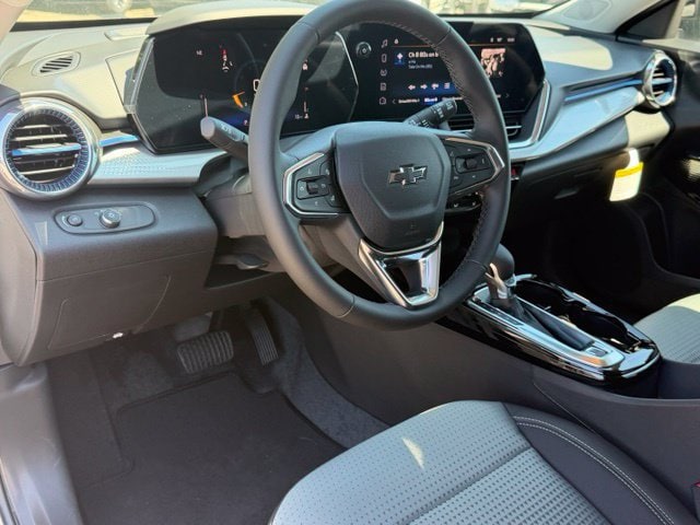 2026 Chevrolet Trax LT - Photo 12