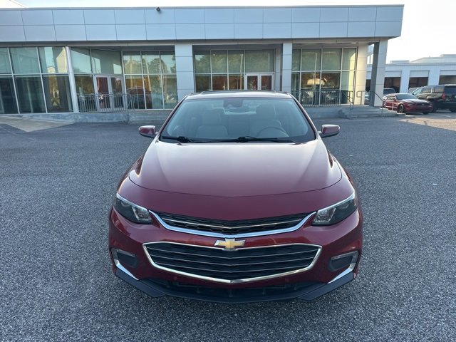 2018 Chevrolet Malibu Hybrid photo 3