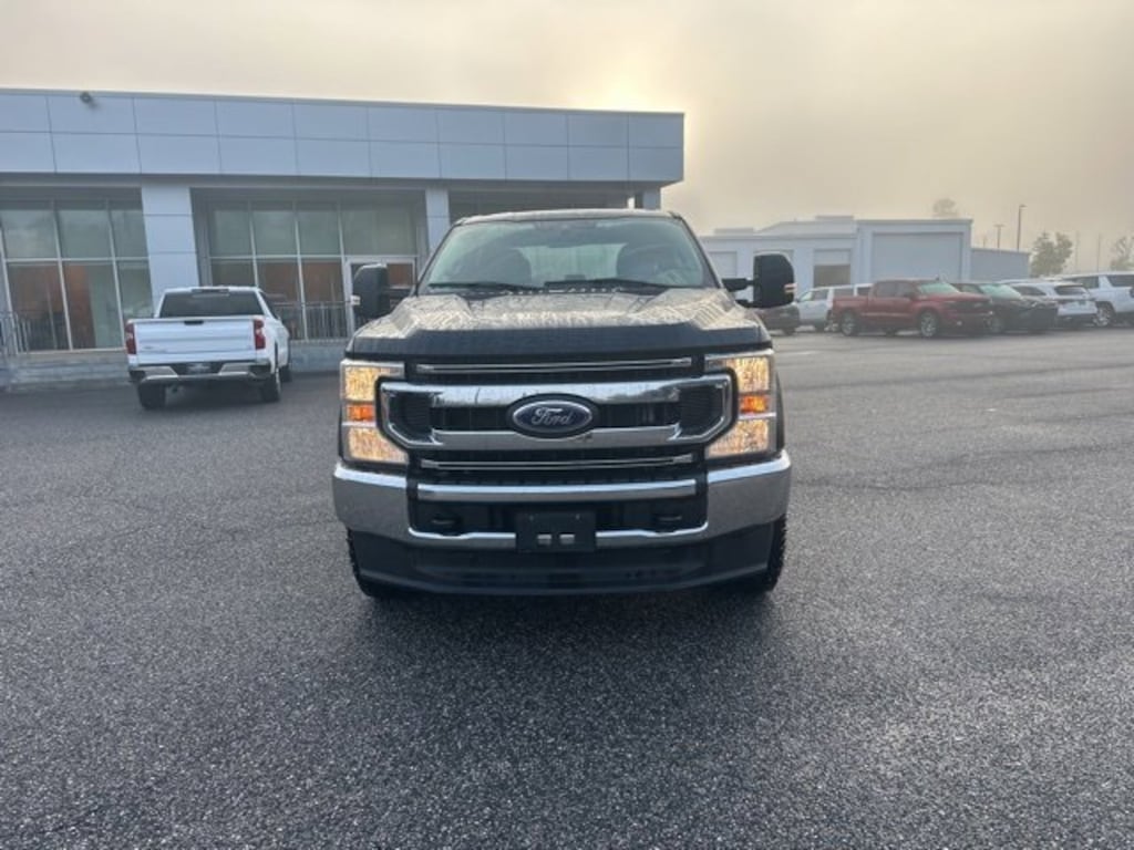 Used 2022 Ford F-250 XL Truck Crew Cab