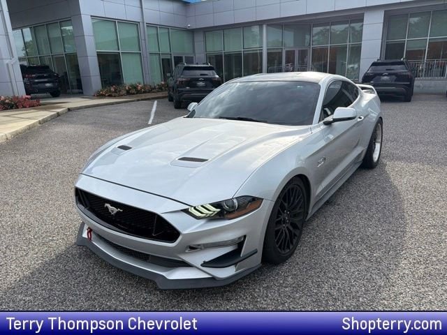 2019 Ford Mustang GT Coupe Premium's photo