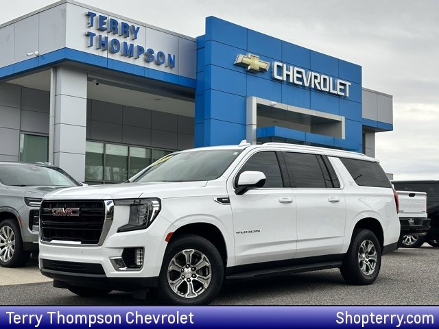 2022 GMC Yukon XL SLE's photo