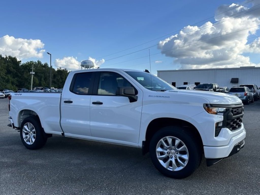 New 2026 Chevrolet Silverado 1500 Custom Truck