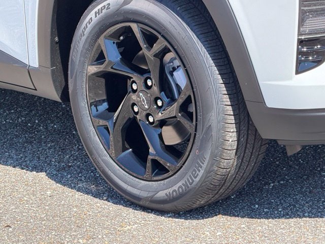 2026 Chevrolet Trax LT - Photo 9