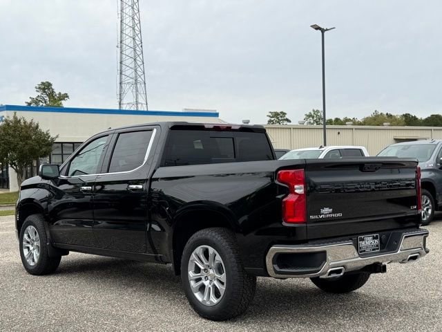2026 Chevrolet Silverado 1500 LTZ - Photo 8