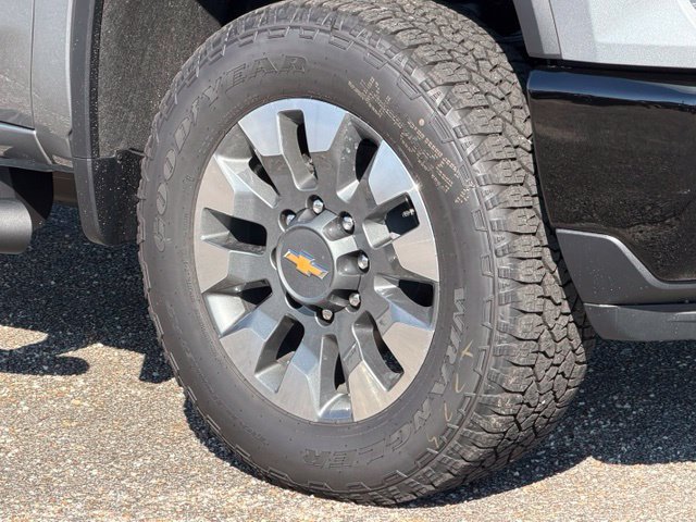 2026 Chevrolet Silverado 2500 HD Custom - Photo 9