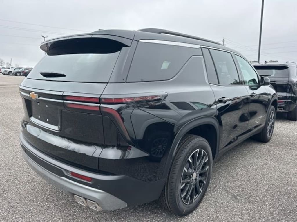 New 2026 Chevrolet Traverse LT SUV