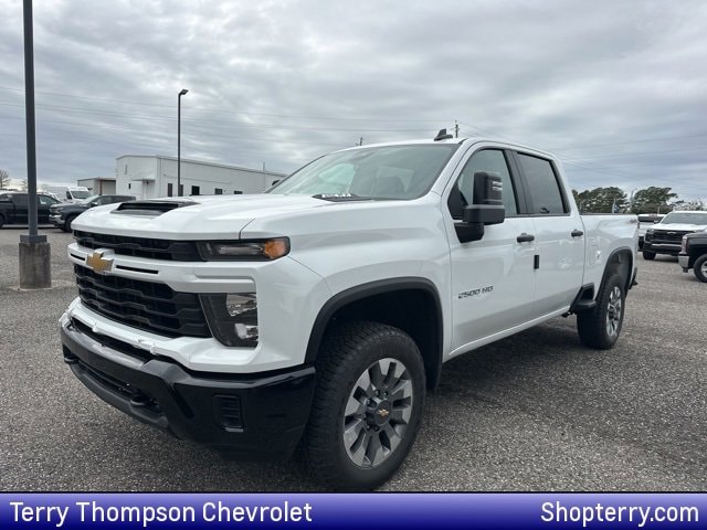 2026 Chevrolet Silverado 2500HD Custom's photo