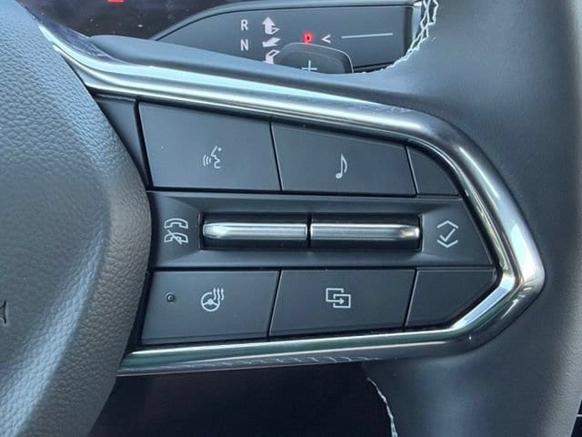 2026 Chevrolet Traverse LT - Photo 22