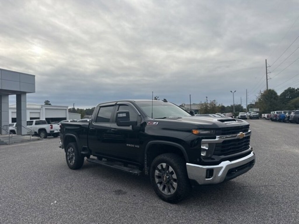 Used 2024 Chevrolet Silverado 2500 HD LT Truck Crew Cab