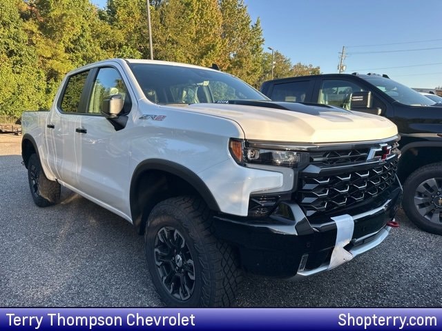 2026 Chevrolet Silverado 1500 ZR2's photo