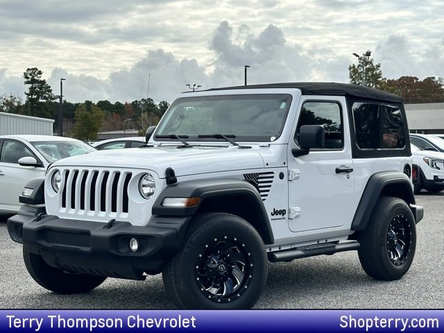 2022 Jeep Wrangler Sport S's photo