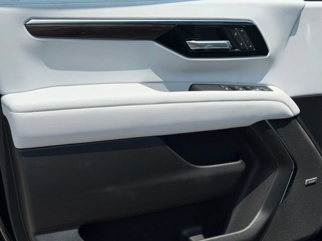 2026 Chevrolet Tahoe Premier - Photo 10