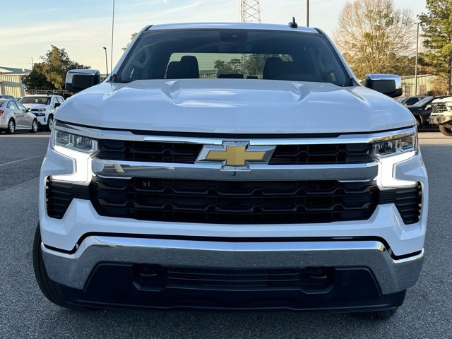 2025 Chevrolet Silverado 1500 LT photo 2