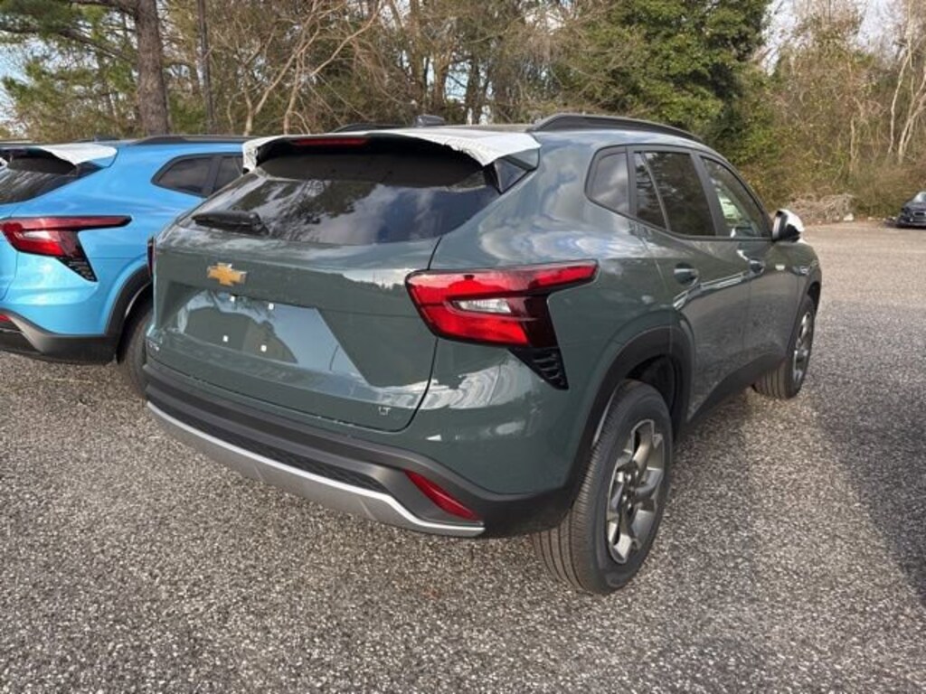 New 2026 Chevrolet Trax LT SUV