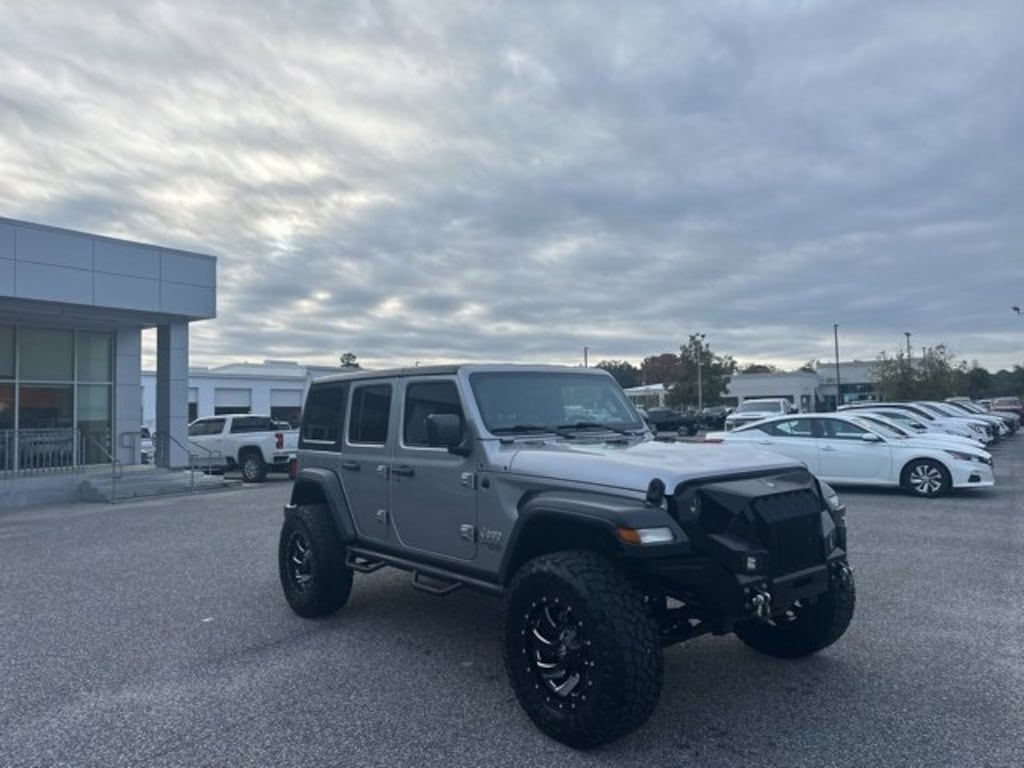 Used 2018 Jeep Wrangler Unlimited Sport S SUV
