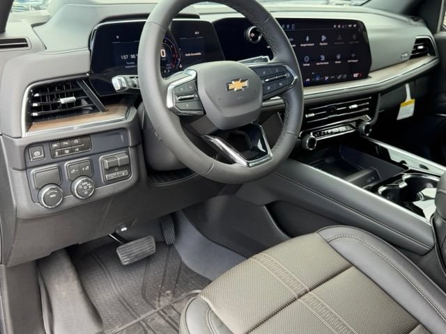 2026 Chevrolet Suburban High Country - Photo 12