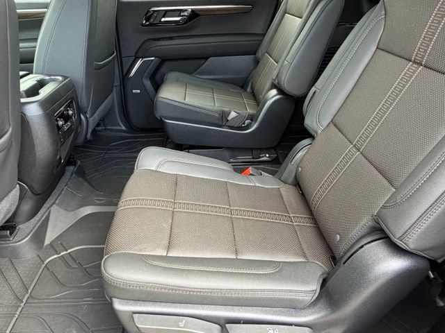 2026 Chevrolet Suburban High Country - Photo 15