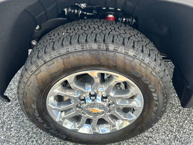 2025 Chevrolet Silverado 2500 HD LTZ - Photo 23