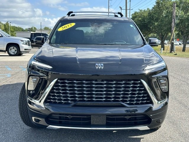 Used 2025 Buick Enclave Avenir with VIN 5GAERCRS1SJ109566 for sale in Daphne, AL