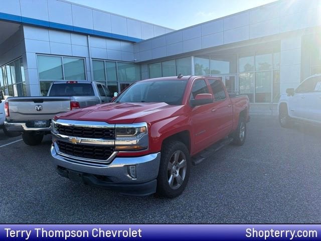 2017 Chevrolet Silverado 1500 LT 4X4 Crew Cab Short Box's photo