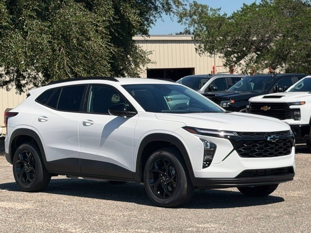 2026 Chevrolet Trax LT - Photo 8