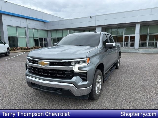 2023 Chevrolet Silverado 1500 LT 4X4 Crew Cab Short Box's photo