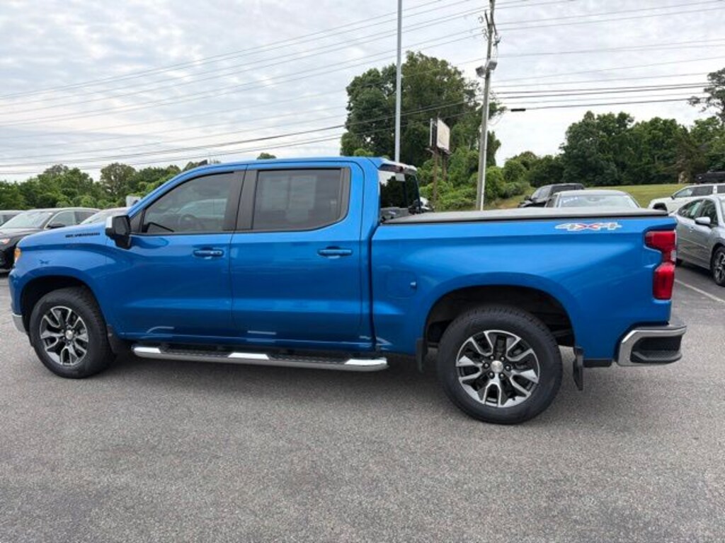 Used 2022 Chevrolet Silverado 1500 LT Truck Crew Cab