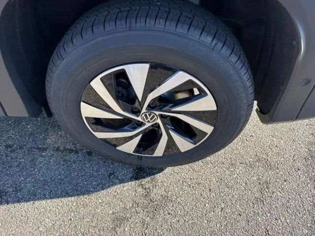 2026 Volkswagen Tiguan S - Photo 10