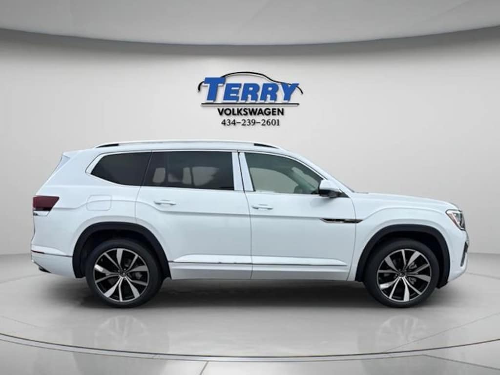 New 2026 Volkswagen Atlas 2.0T SEL Premium R-Line SUV