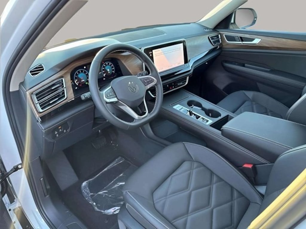 New 2026 Volkswagen Atlas 2.0T SE SUV