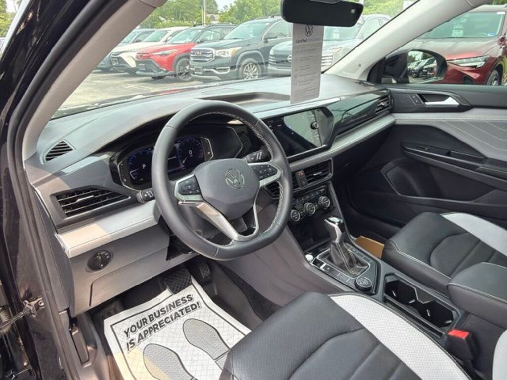 Used 2024 Volkswagen Taos 1.5T SEL SUV