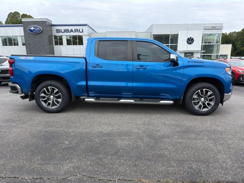Used 2022 Chevrolet Silverado 1500 LT Truck Crew Cab