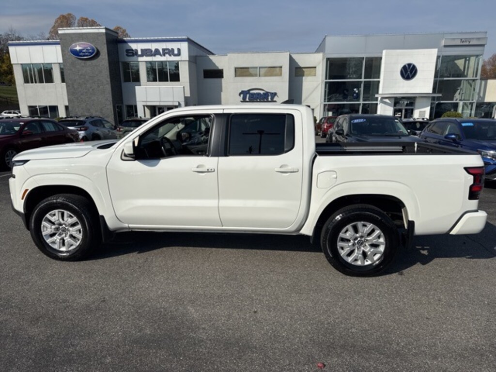 Used 2023 Nissan Frontier SV Truck Crew Cab