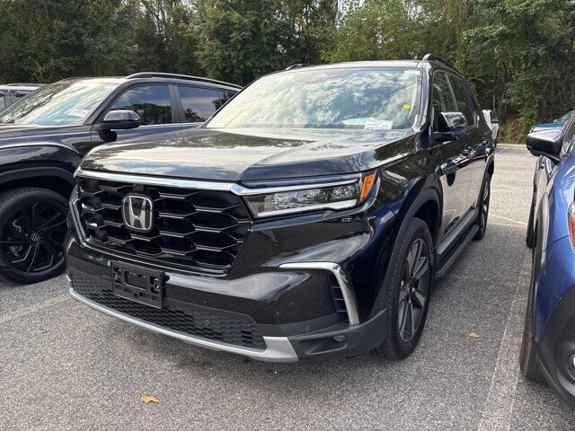 2024 Honda Pilot Elite photo 2