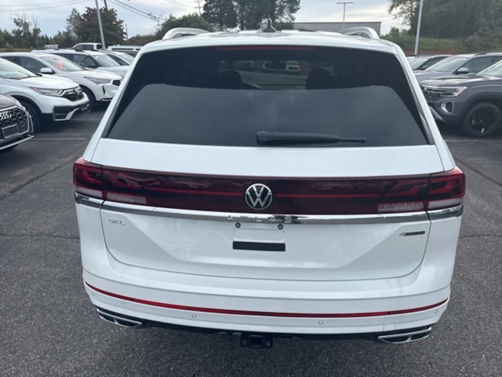 New 2026 Volkswagen Atlas 2.0T SEL Premium R-Line SUV