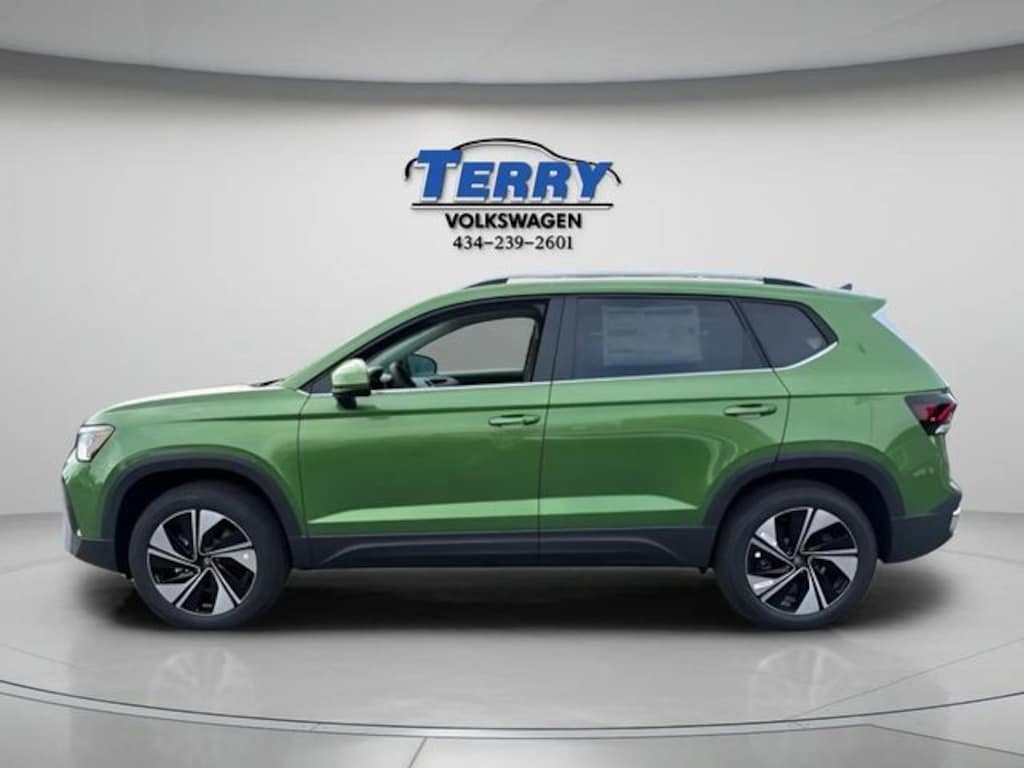 New 2026 Volkswagen Taos 1.5T SE SUV