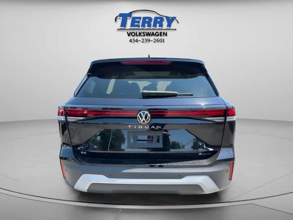 New 2026 Volkswagen Tiguan 2.0T SE SUV