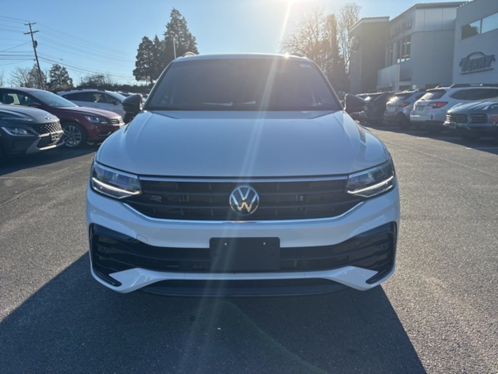 Used 2024 Volkswagen Tiguan 2.0T SE R-Line Black SUV