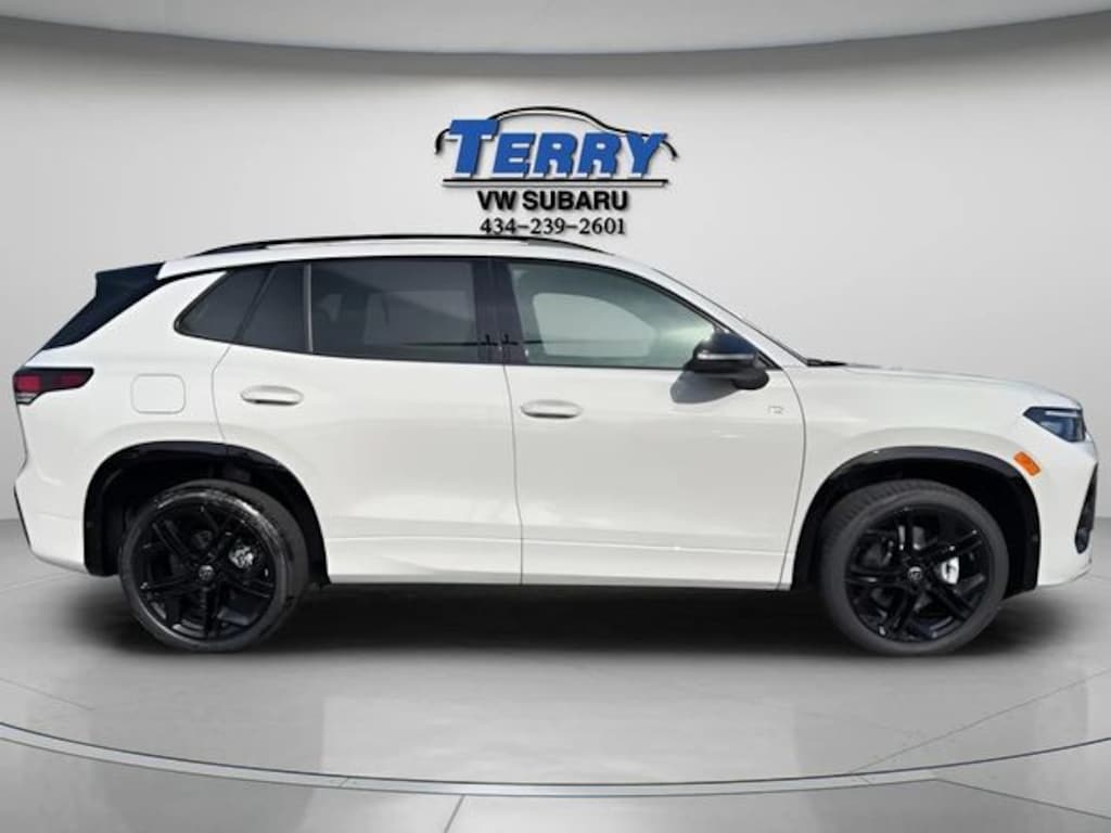 New 2026 Volkswagen Tiguan 2.0T SE R-Line Black SUV