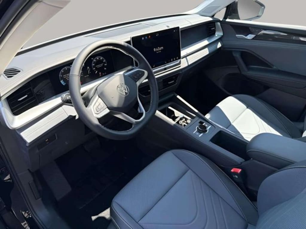New 2026 Volkswagen Tiguan 2.0T SE SUV