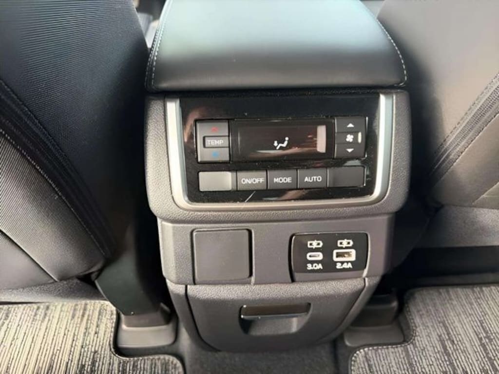 Used 2025 Subaru Ascent Premium 7-Passenger SUV