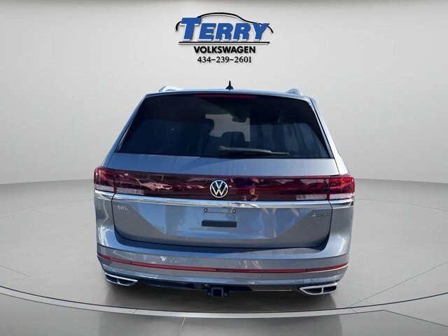 2025 Volkswagen Atlas SEL Premium R-Line photo 3