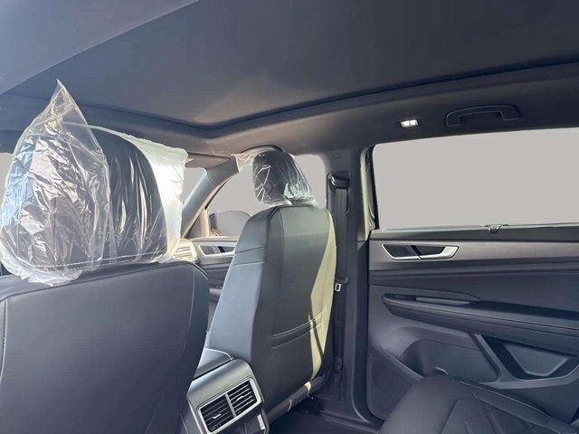 2026 Volkswagen Atlas Cross Sport SE w/Tech - Photo 5