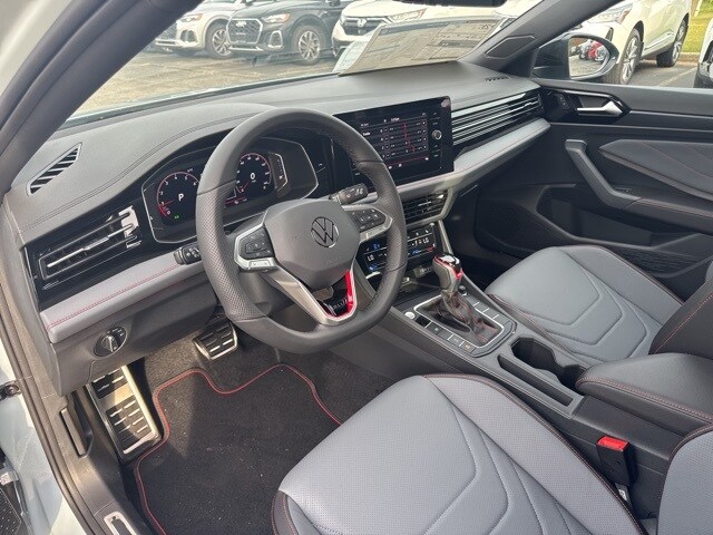 2026 Volkswagen Jetta GLI 2.0T Autobahn photo 2