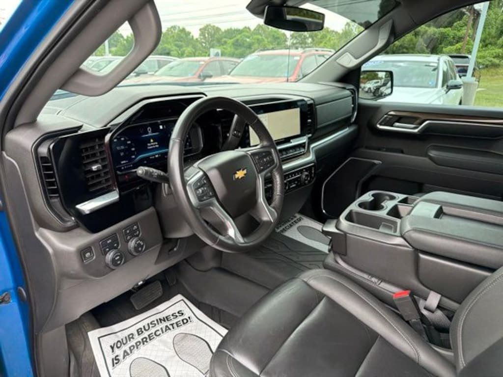 Used 2022 Chevrolet Silverado 1500 LT Truck Crew Cab