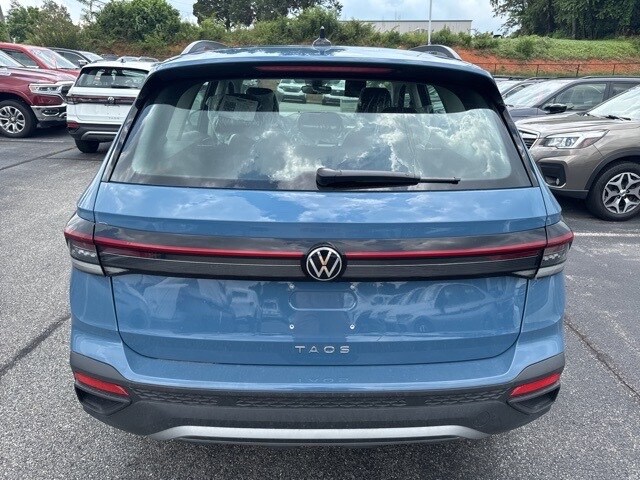 2025 Volkswagen Taos S photo 2
