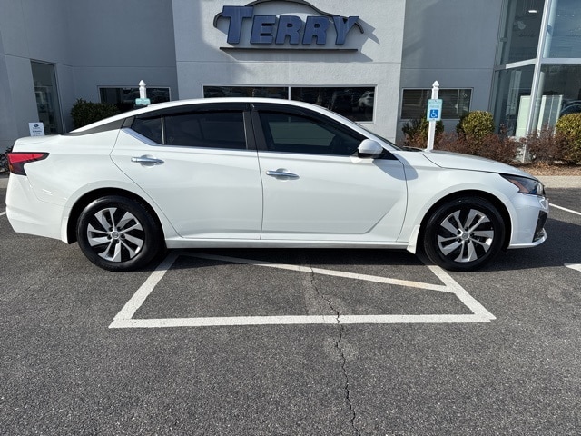 2023 Nissan Altima S