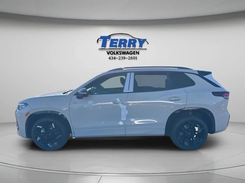 New 2026 Volkswagen Tiguan 2.0T SE R-Line Black SUV