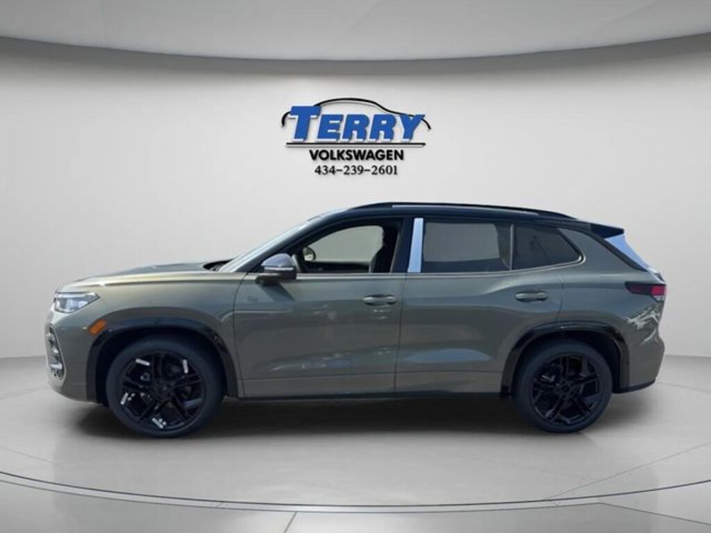 New 2026 Volkswagen Tiguan 2.0T SE R-Line Black SUV